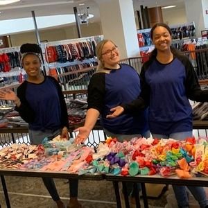 I Am Your Posher, MiaDulcie